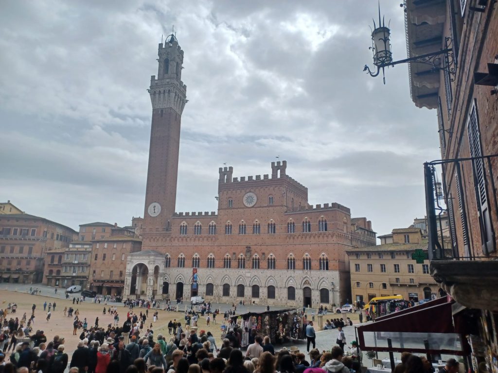 Foto 3 - Siena 04.25